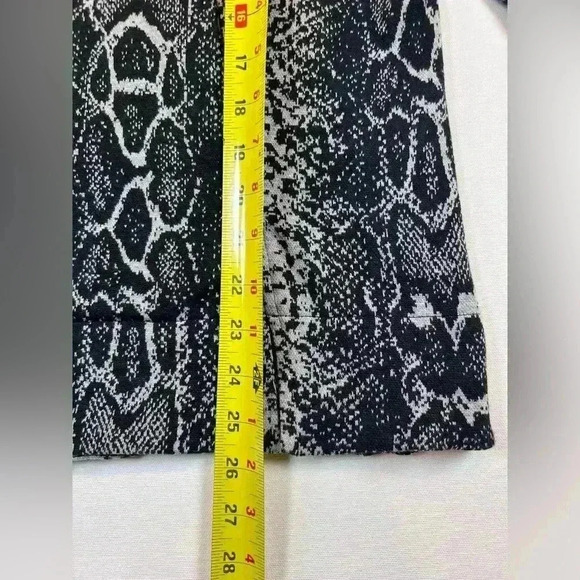 Shannon Passero Turkish swing jacket cardigan sweater size Medium snake print - Picture 6 of 11